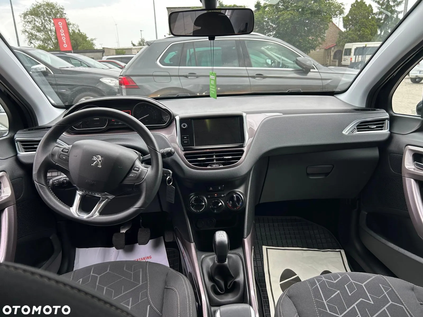 Peugeot 2008 1.2 Pure Tech Style EU6 - 15