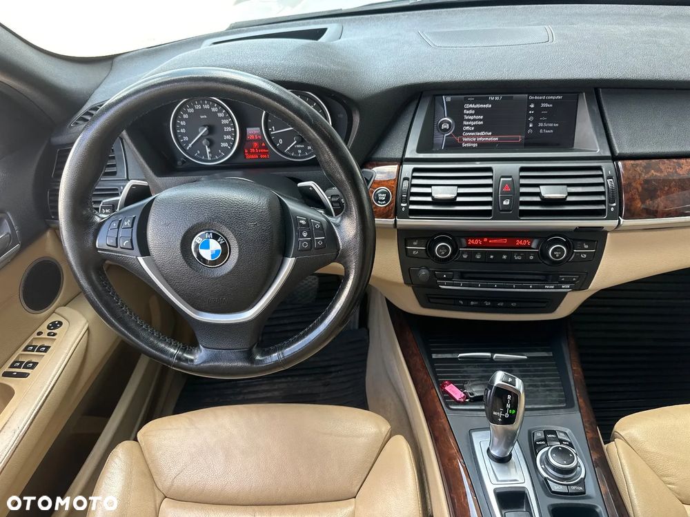 BMW X5 - 26