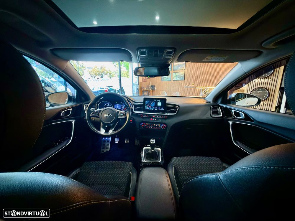 Kia Ceed 1.6 CRDi TX - 12