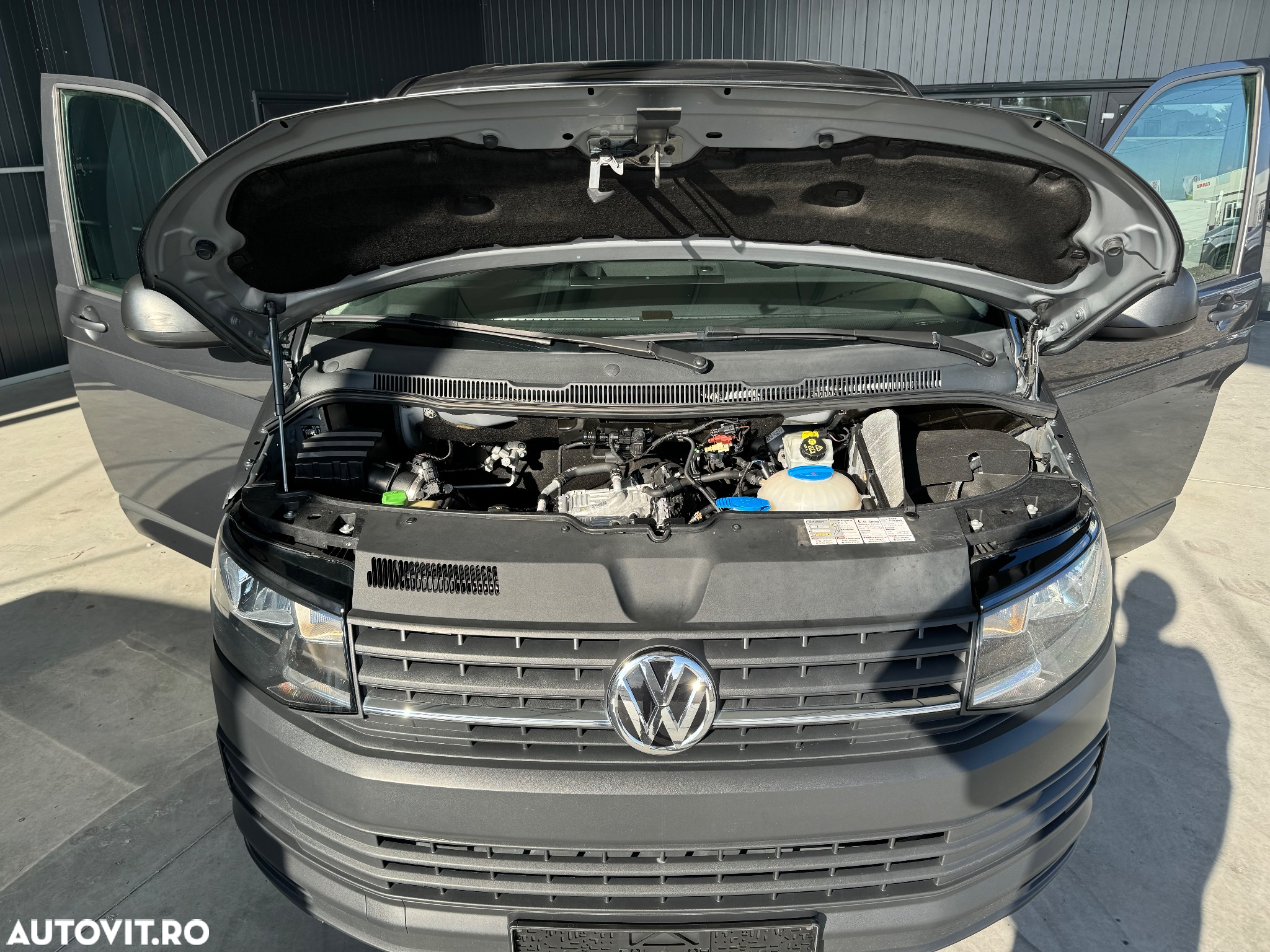 Volkswagen Transporter T6 Kurz Plus Comfortline - 25