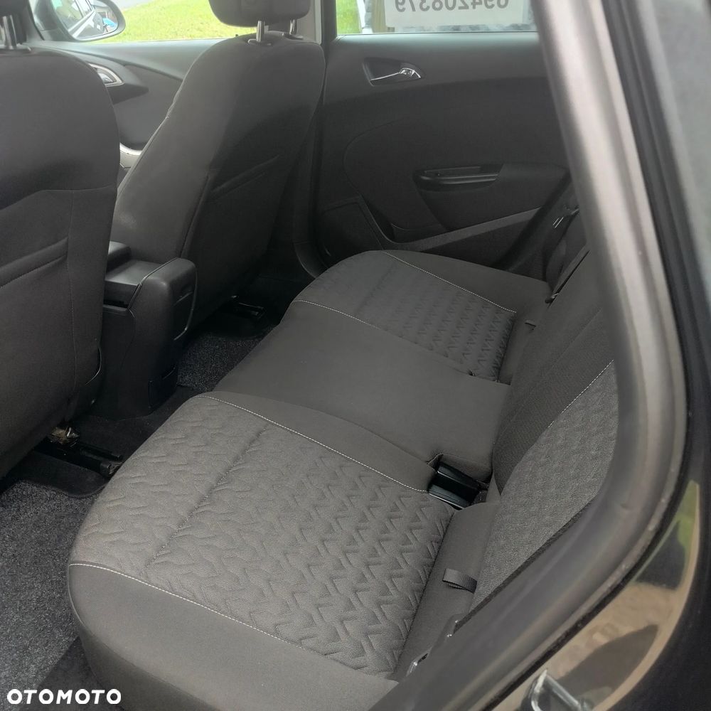 Opel Astra - 16