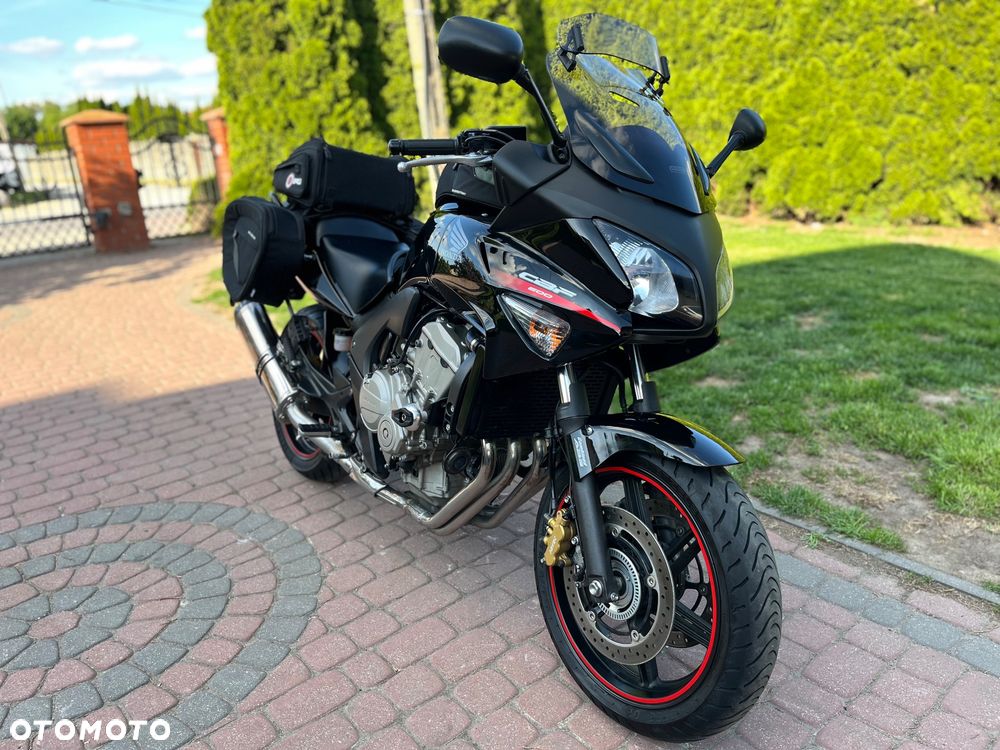 Honda CBF - 3