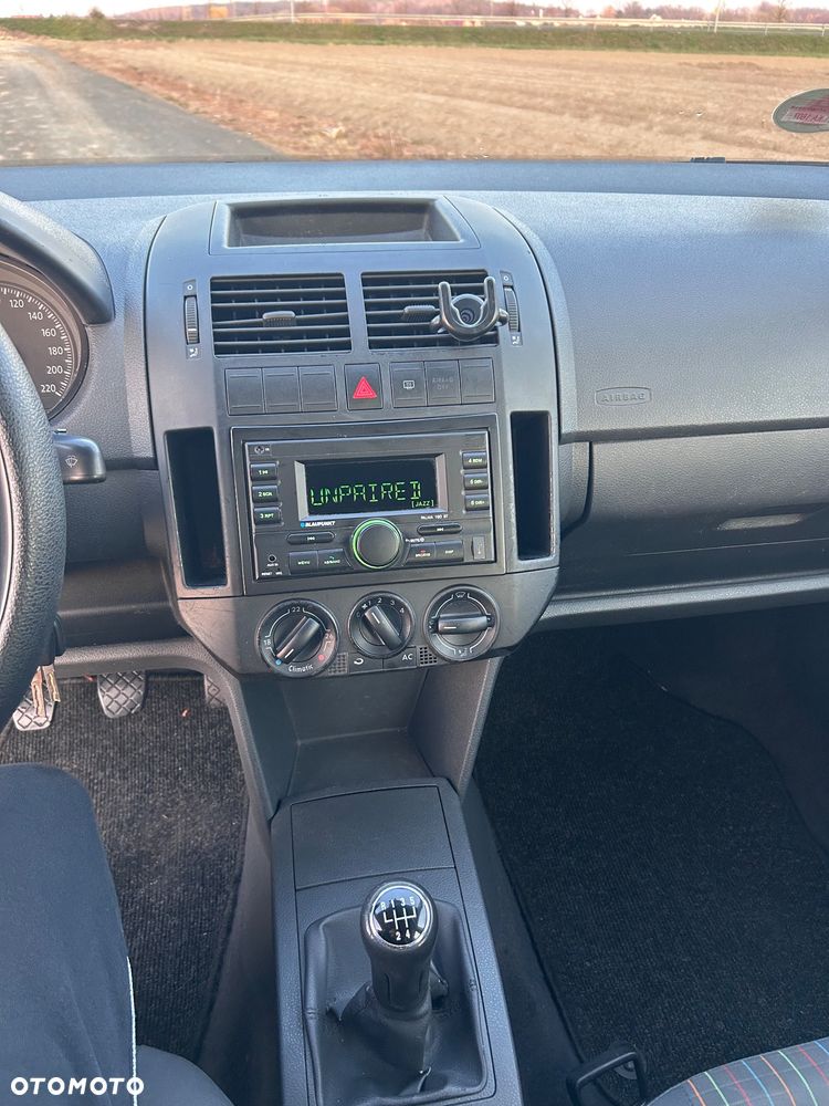 Volkswagen Polo 1.2 12V Comfortline - 8