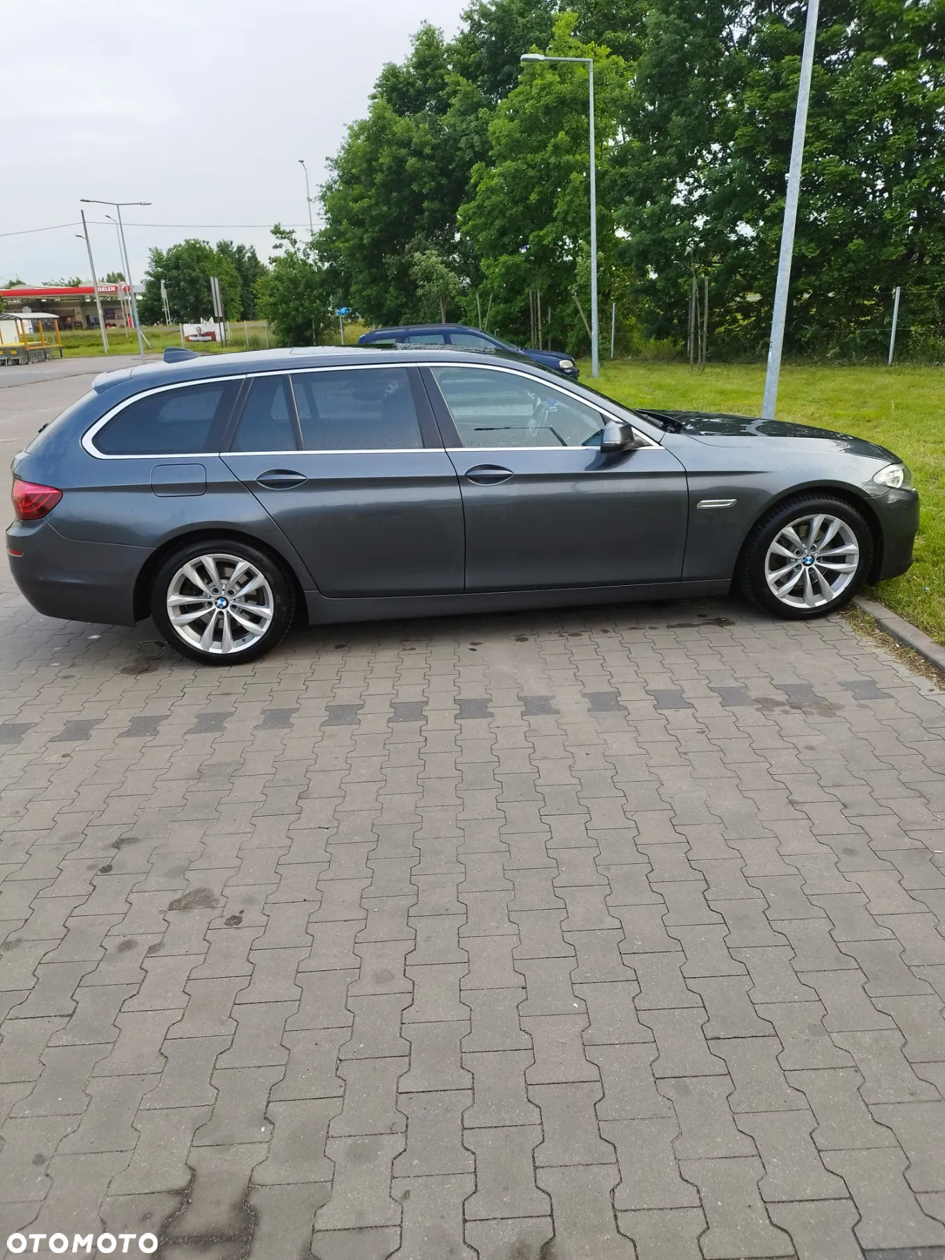 BMW Seria 5 520d xDrive - 8