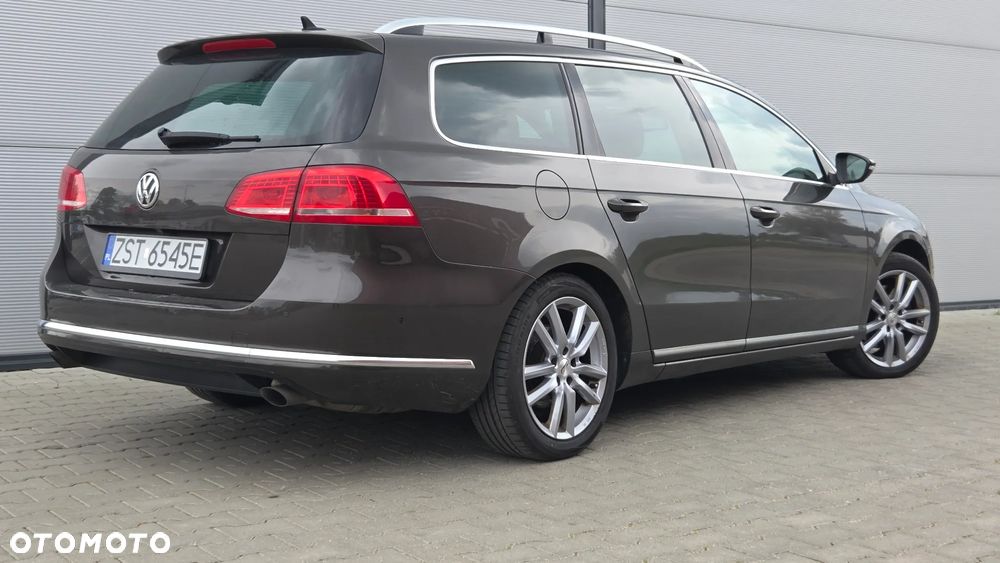 Volkswagen Passat Variant 2.0 TDI 4Motion DSG BlueMotion Tech Highline - 17