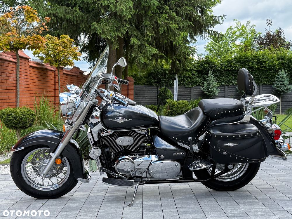 Suzuki VL 800 Volusia - Boulevard C50 - 1