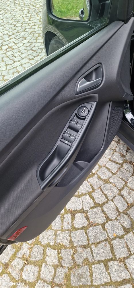 Ford Focus 1.0 EcoBoost STart-Stopp-System Titanium - 13