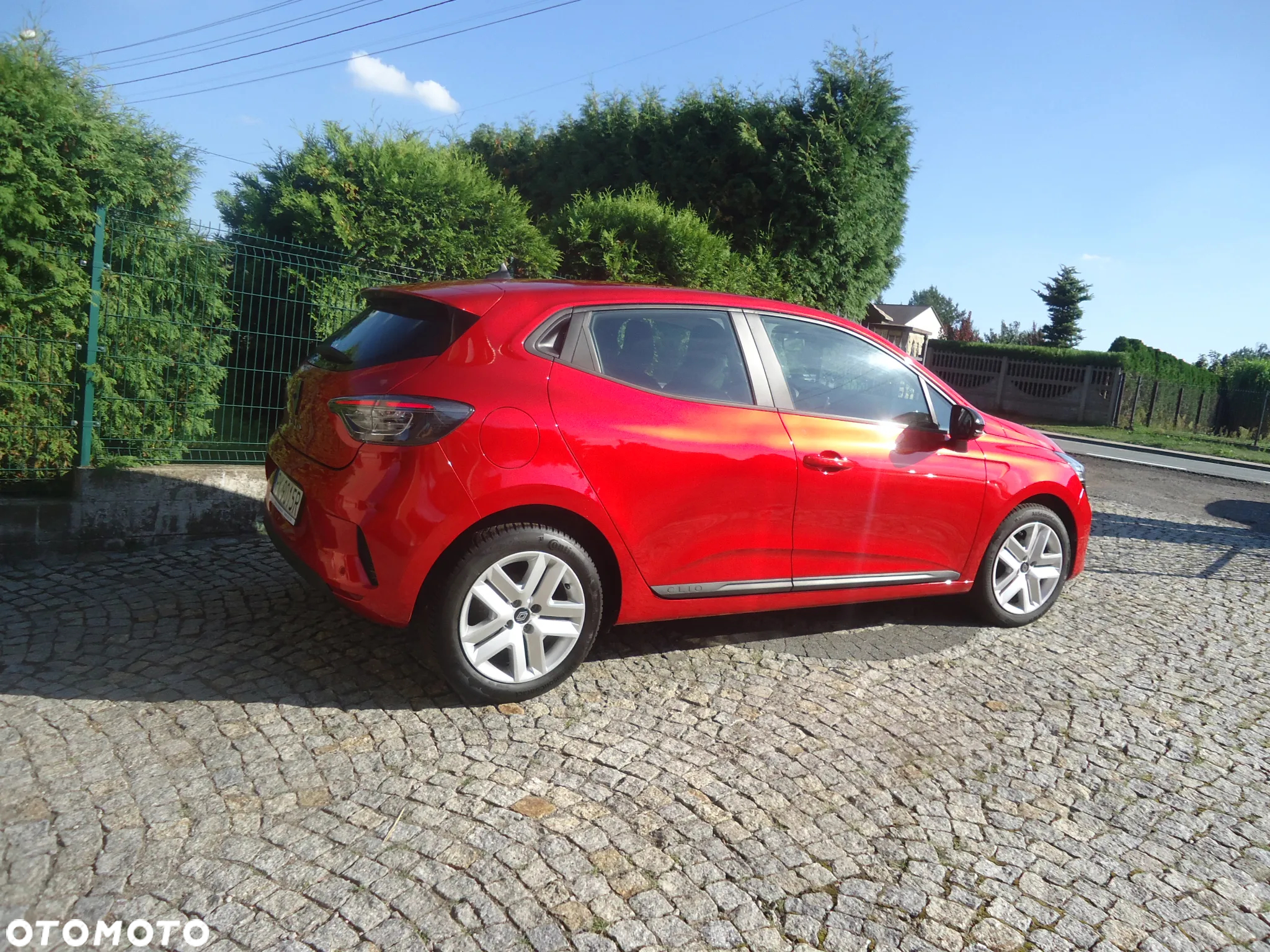 Renault Clio 1.0 TCe Evolution - 5