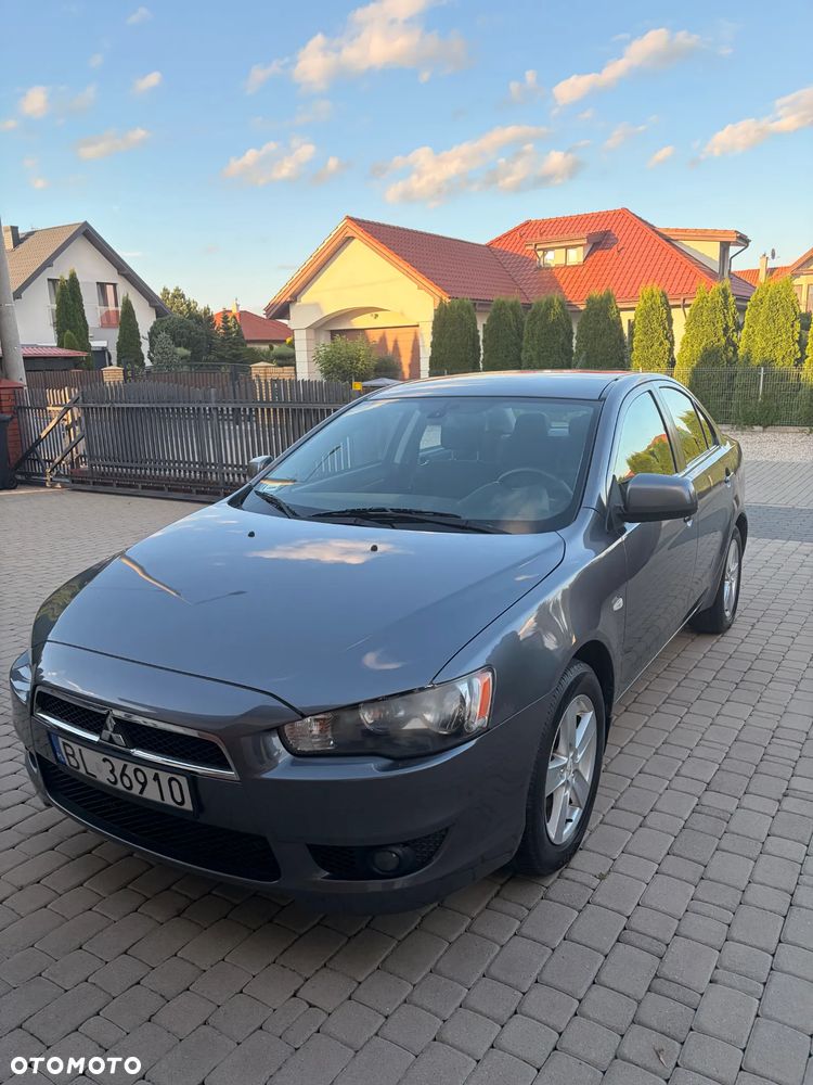 Mitsubishi Lancer - 1