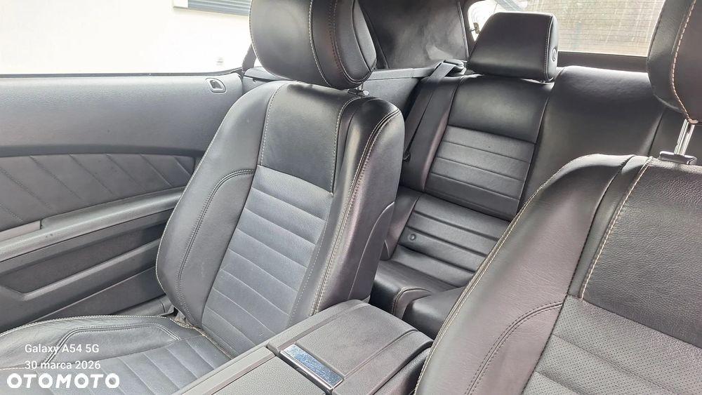 Ford Mustang 3.7 V6 Premium - 8