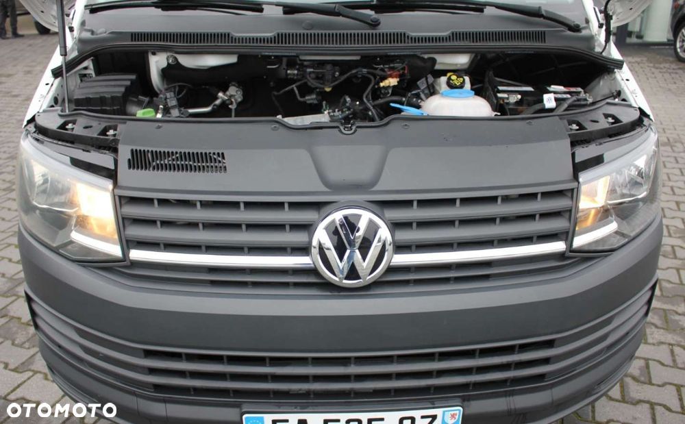 Volkswagen Transporter - 21