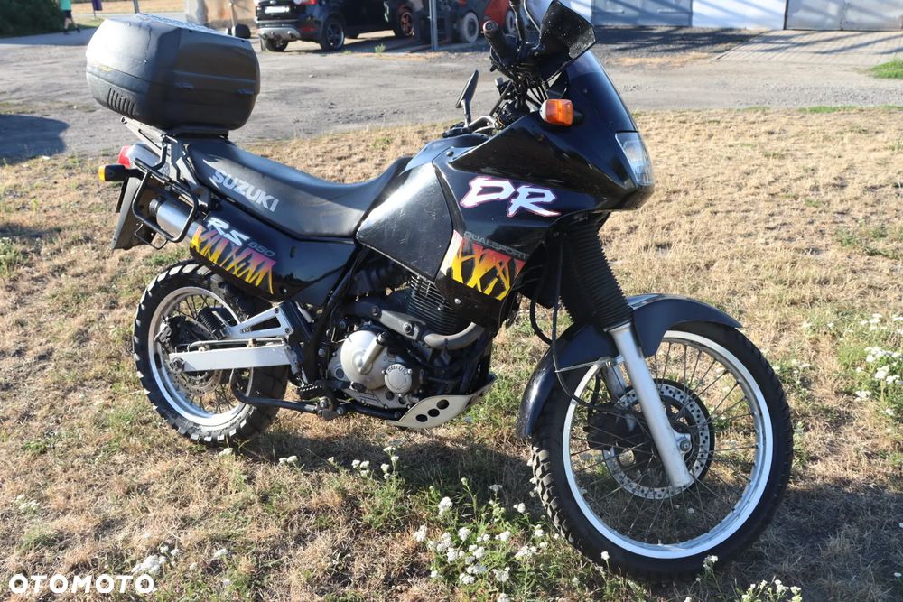 Suzuki DR - 10