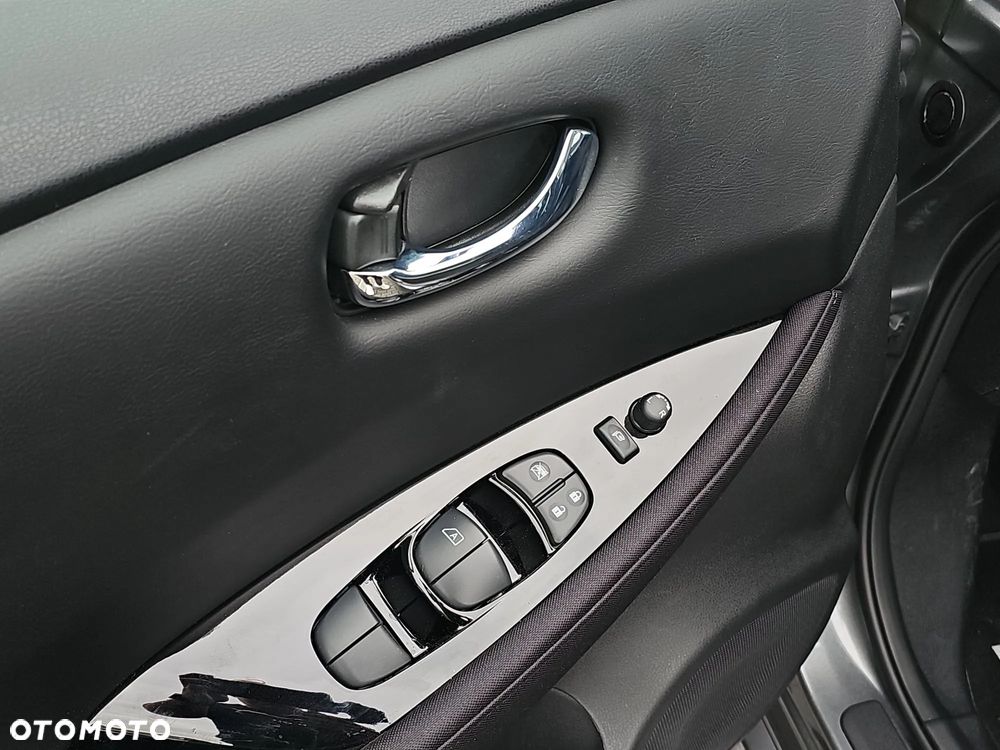 Nissan Leaf 40kWh N-Connecta - 26