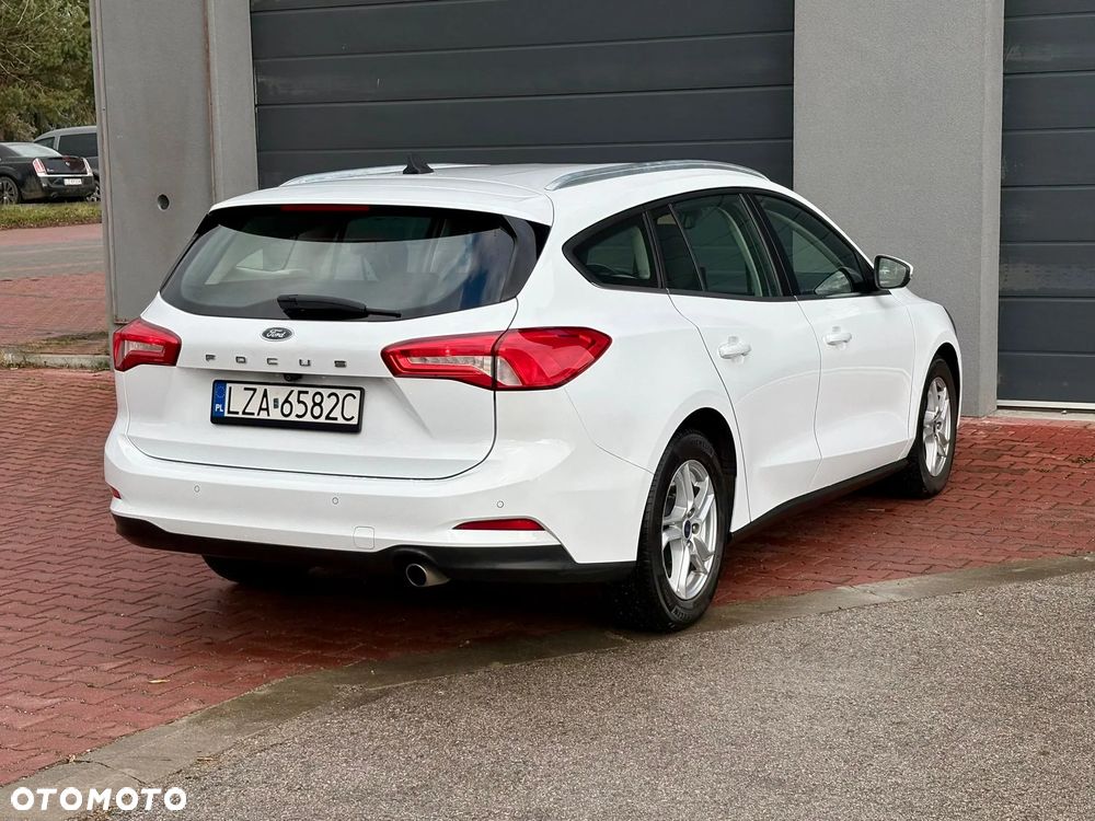 Ford Focus 1.5 EcoBlue Start-Stopp-System ACTIVE X - 4