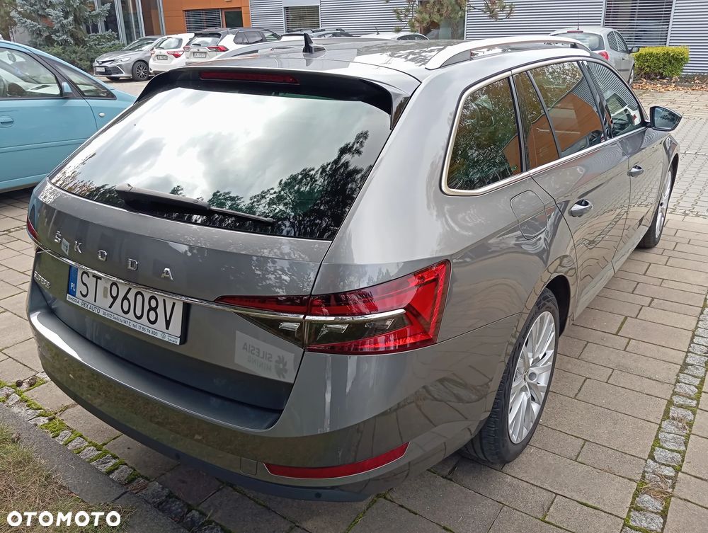 Skoda Superb 2.0 TDI SCR Style DSG - 6