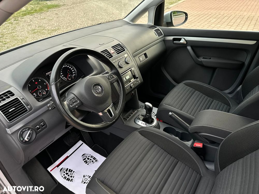 Volkswagen Touran 1.6 TDI DPF DSG Cup - 32