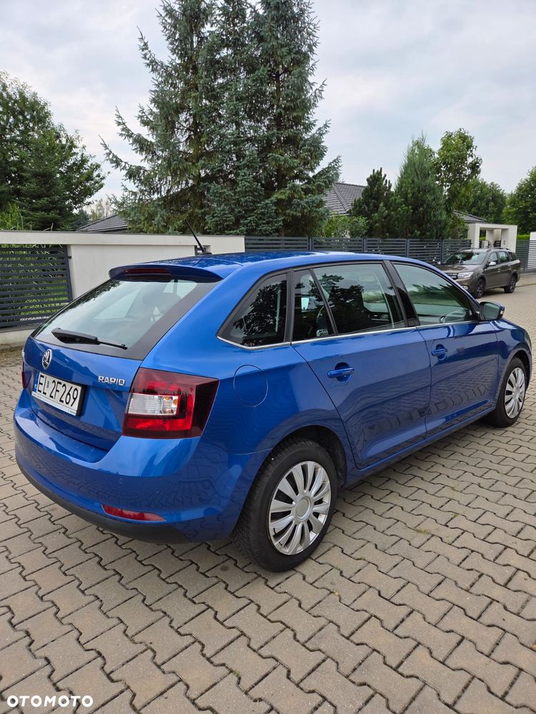 Skoda RAPID 1.4 TSI Ambition DSG - 5