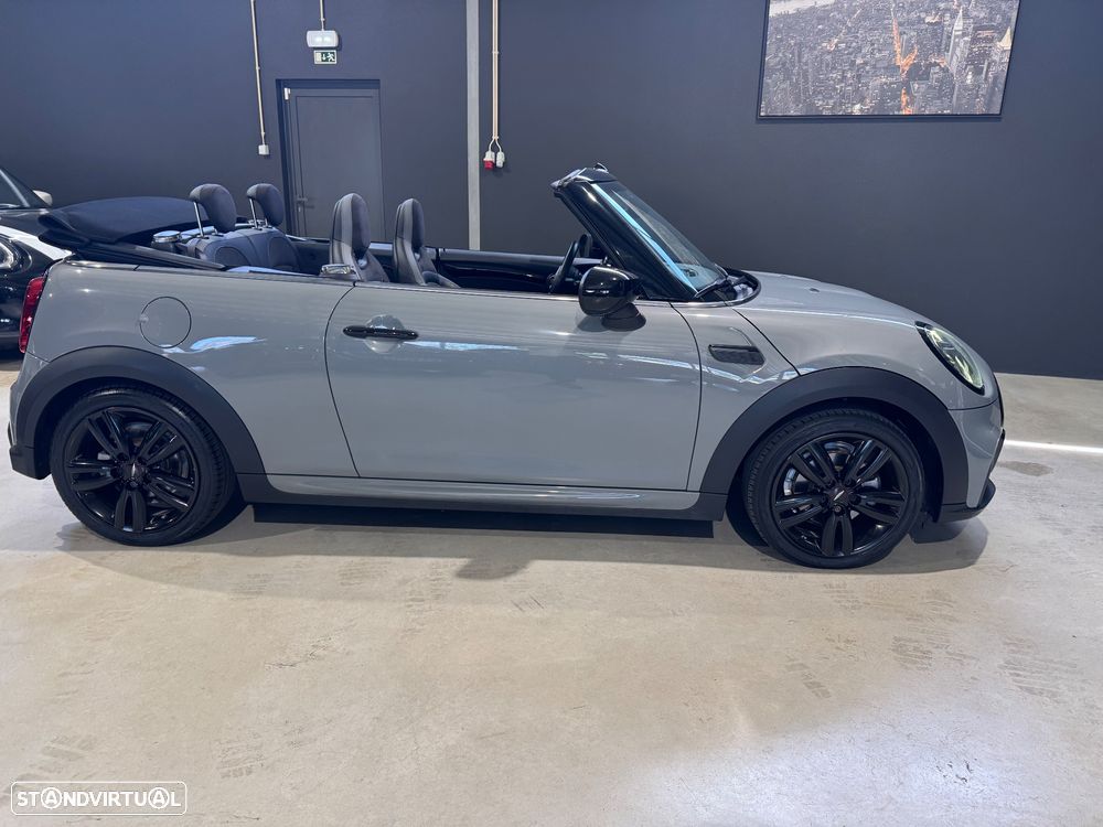 MINI Cabrio Cooper Premium Plus JCW Auto - 15