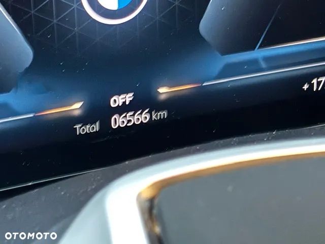 BMW Seria 3 330i xDrive - 7