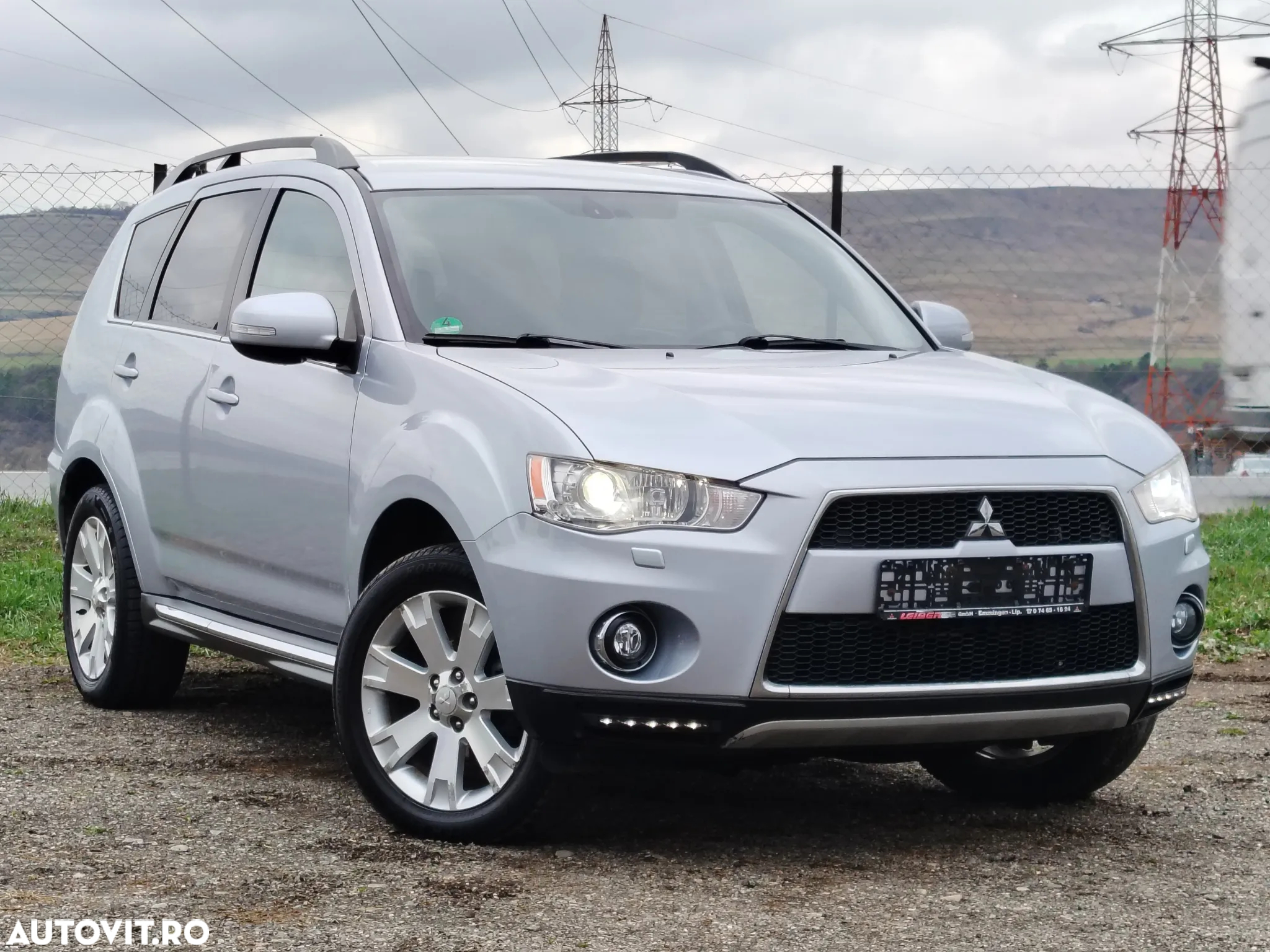Mitsubishi Outlander 2.2 DI-D ClearTec 2WD Edition - 2