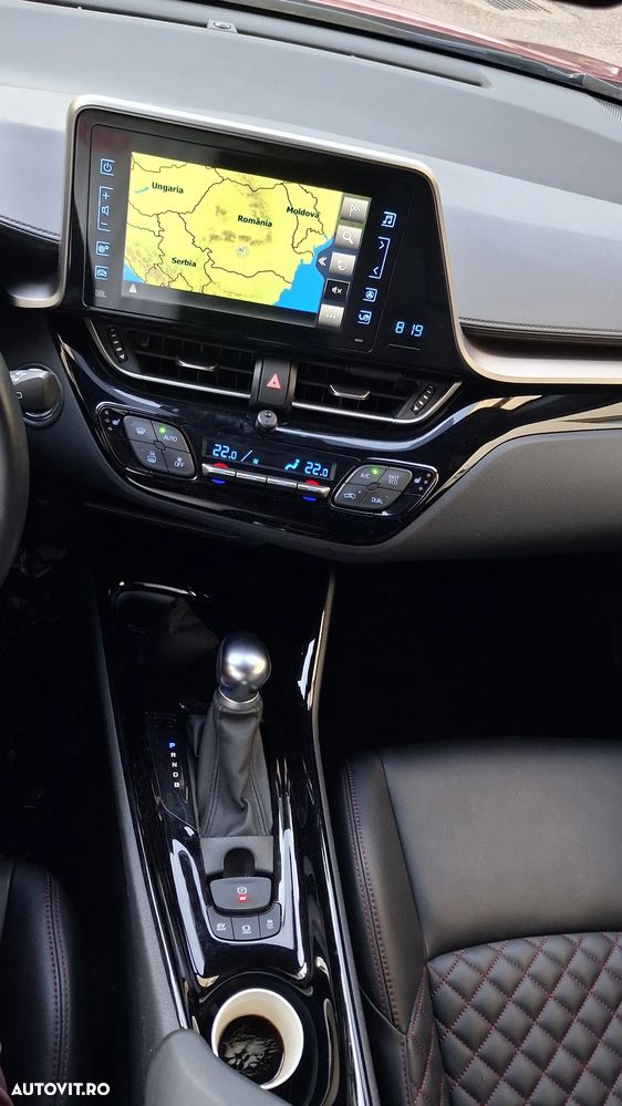 Toyota C-HR Style Selection - 12