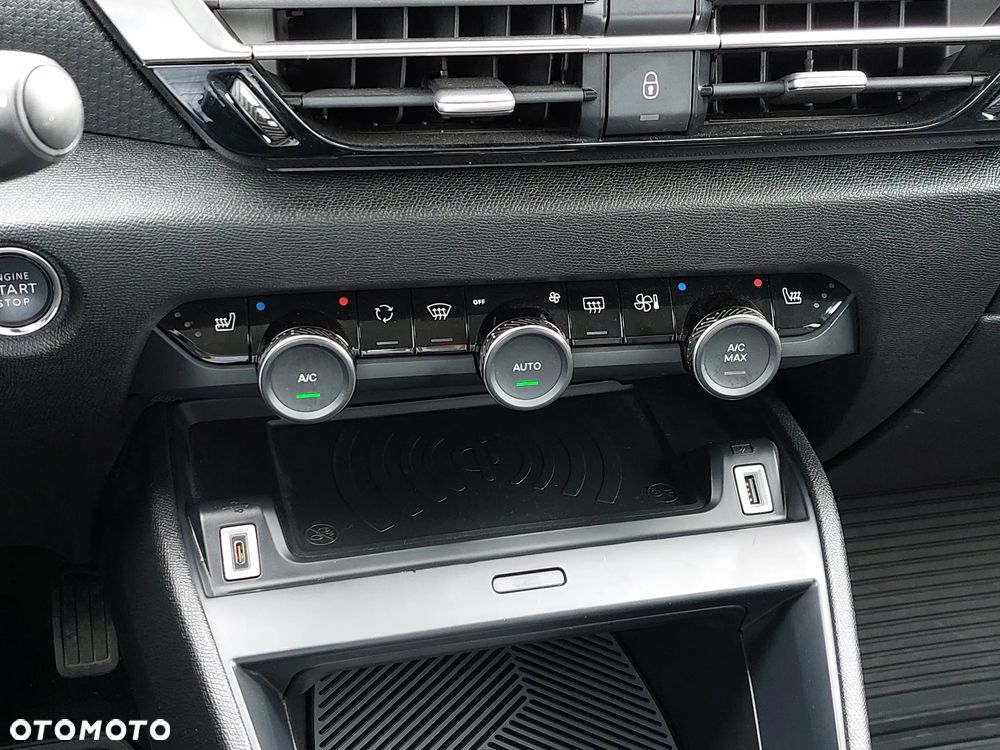 Citroën C4 1.2 PureTech Max S&S EAT8 - 8