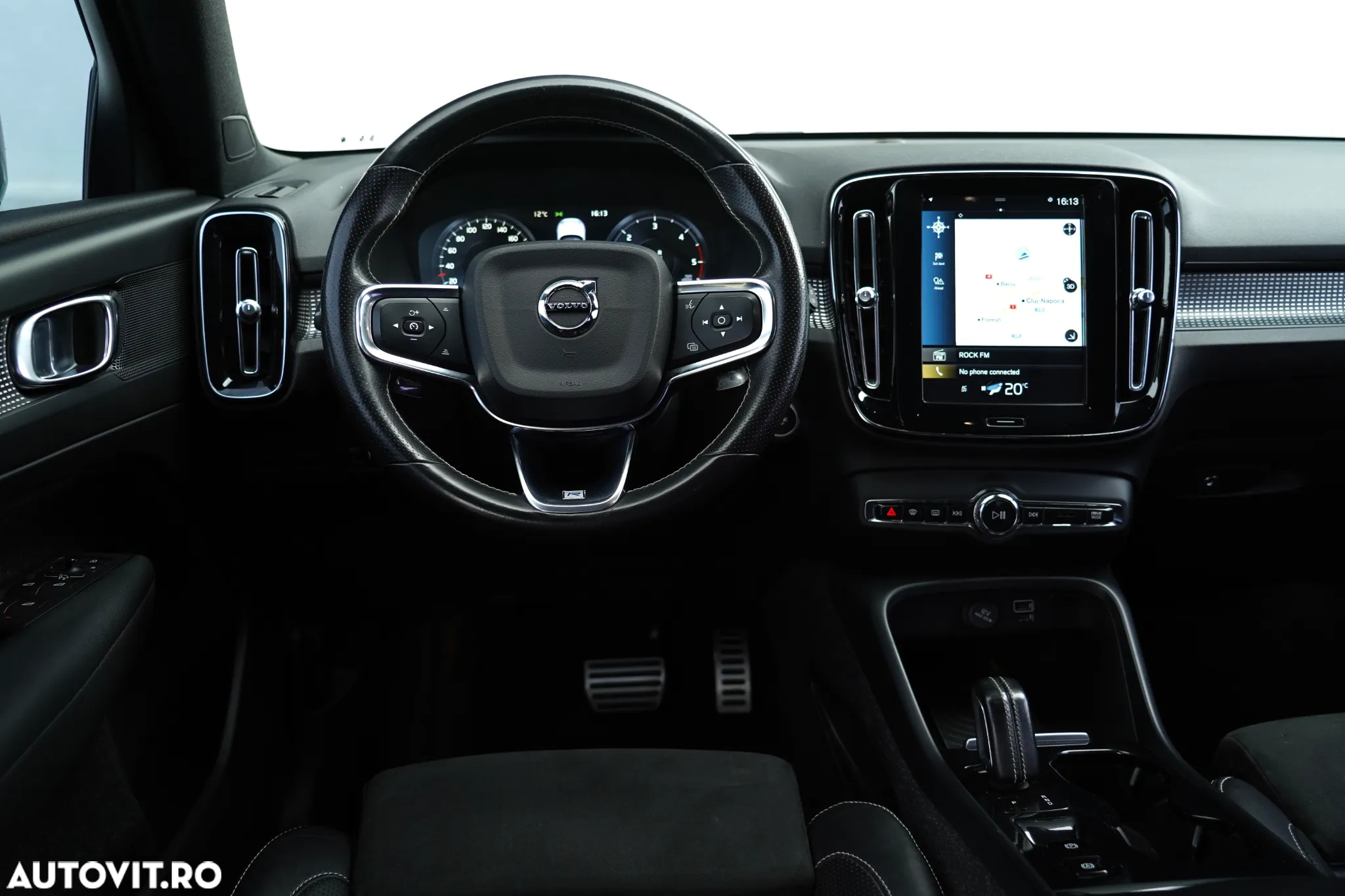 Volvo XC 40 D4 AWD Geartronic R-Design - 12