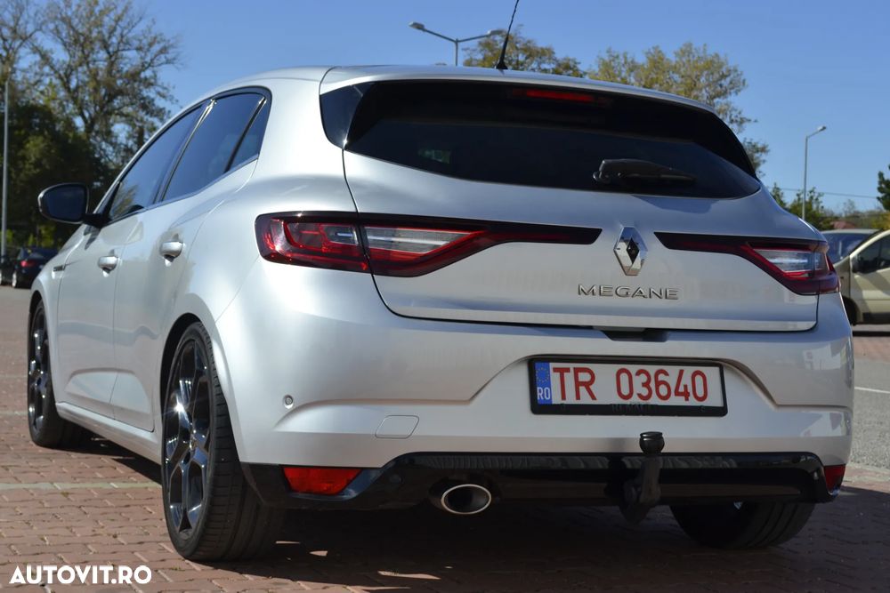 Renault Megane ENERGY dCi 110 Start & Stop Bose Edition - 6
