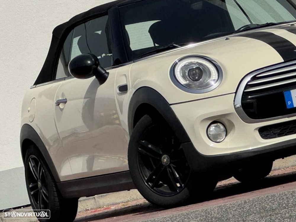 MINI Cabrio Cooper D - 32