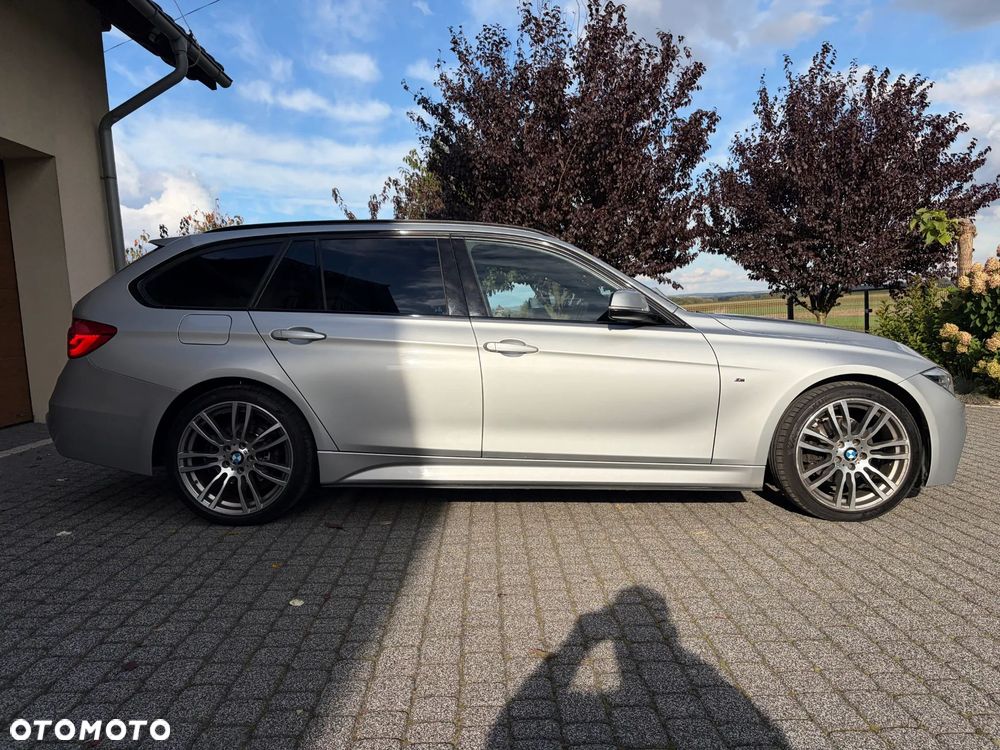 BMW Seria 3 320d xDrive Edition M Sport Shadow - 14