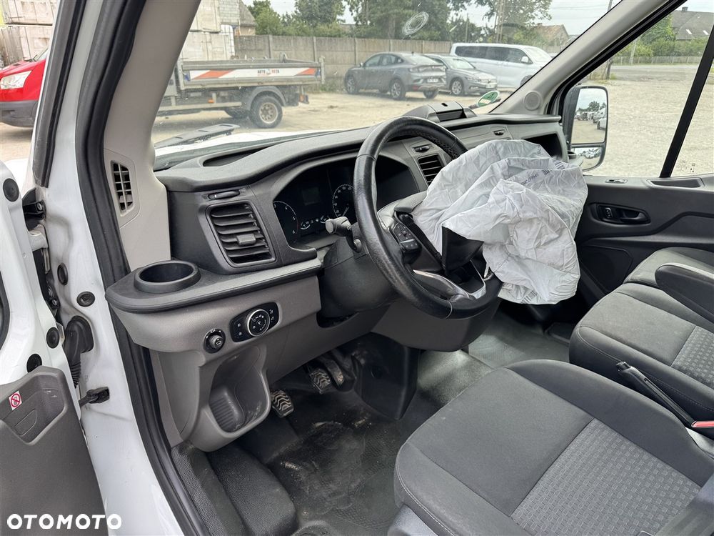 Ford TRANSIT MK8 - 15