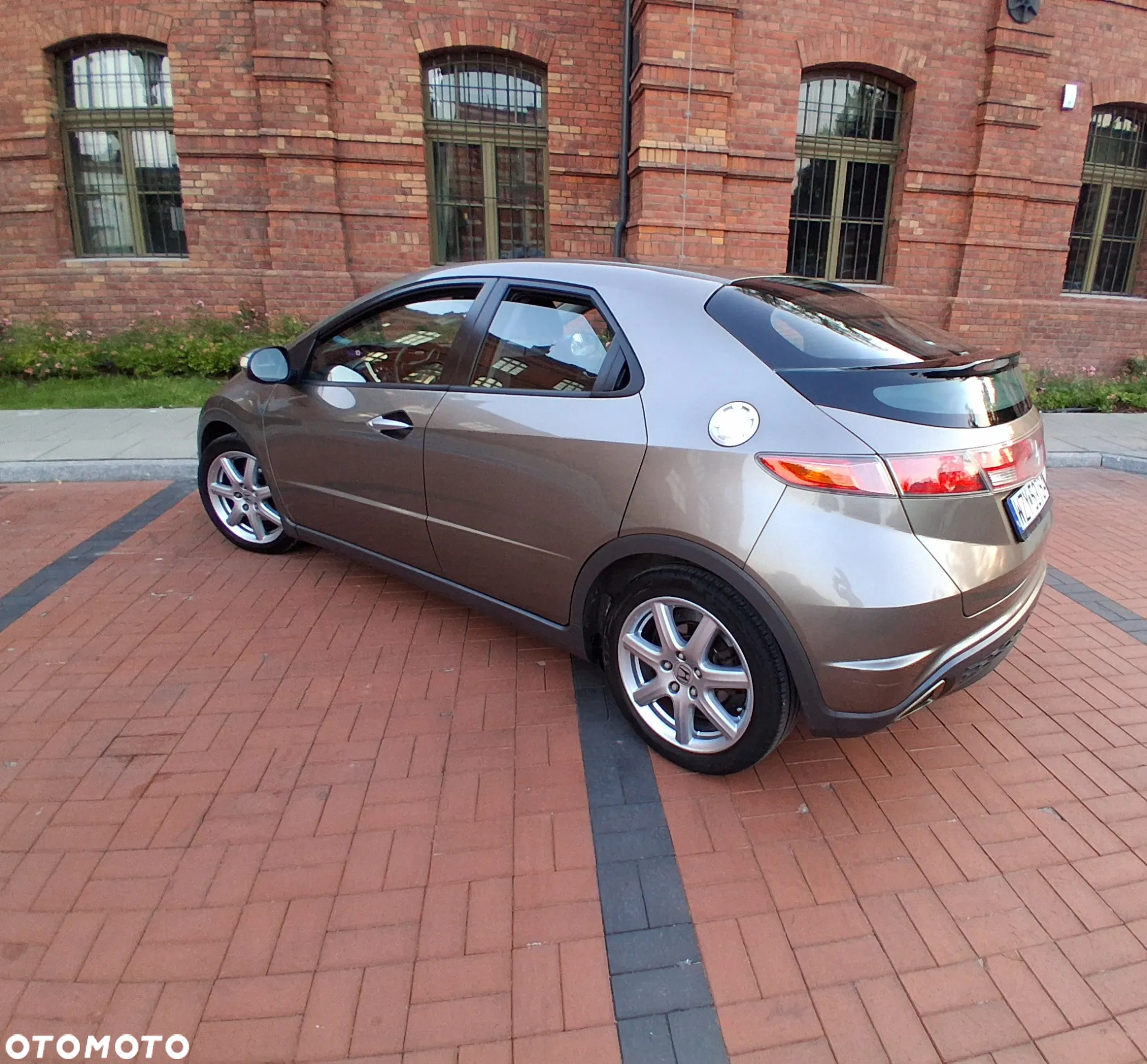Honda Civic 1.8 Comfort - 18