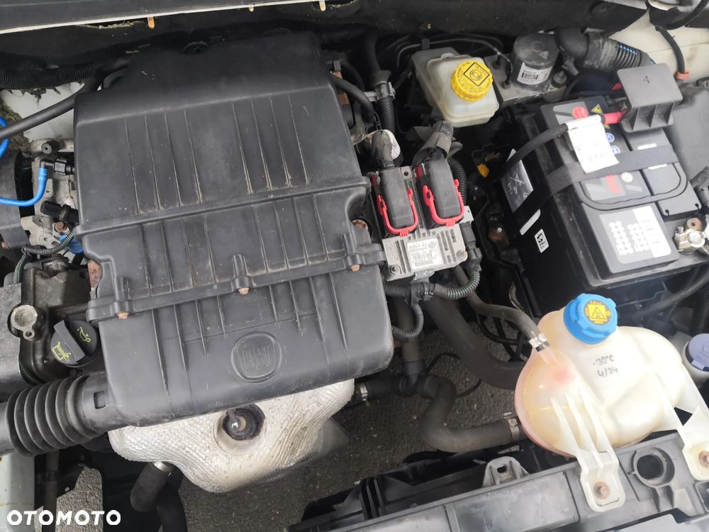 Fiat Punto Evo - 27