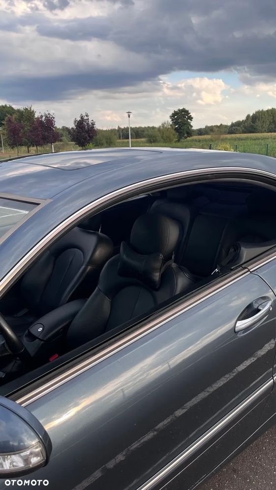 Mercedes-Benz CLK - 5