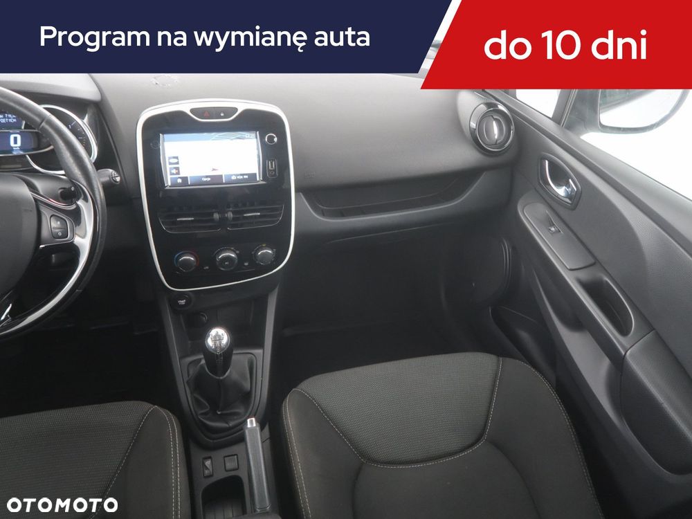 Renault Clio - 10