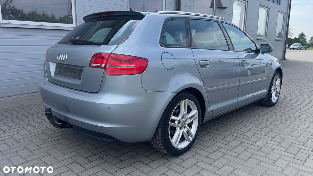 Audi A3 Sportback - 6