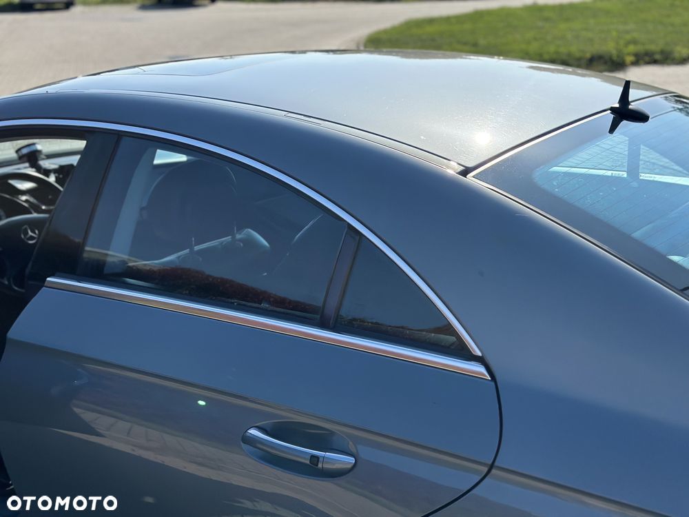 Mercedes-Benz CLS - 30