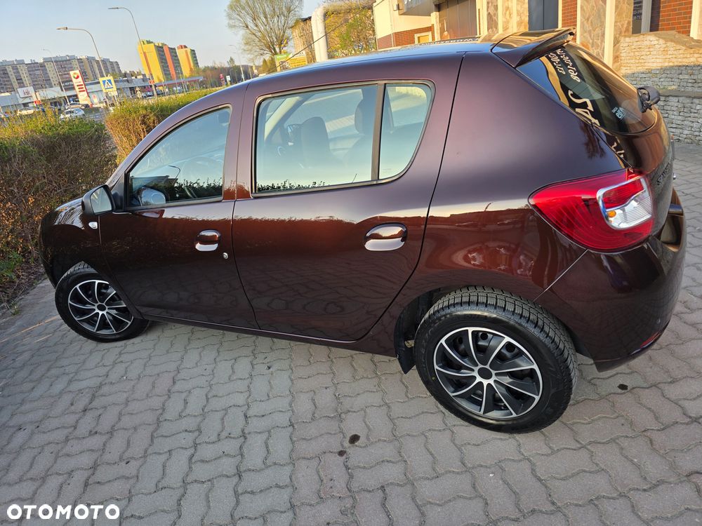 Dacia Sandero 1.2 16V 75 Celebration - 31