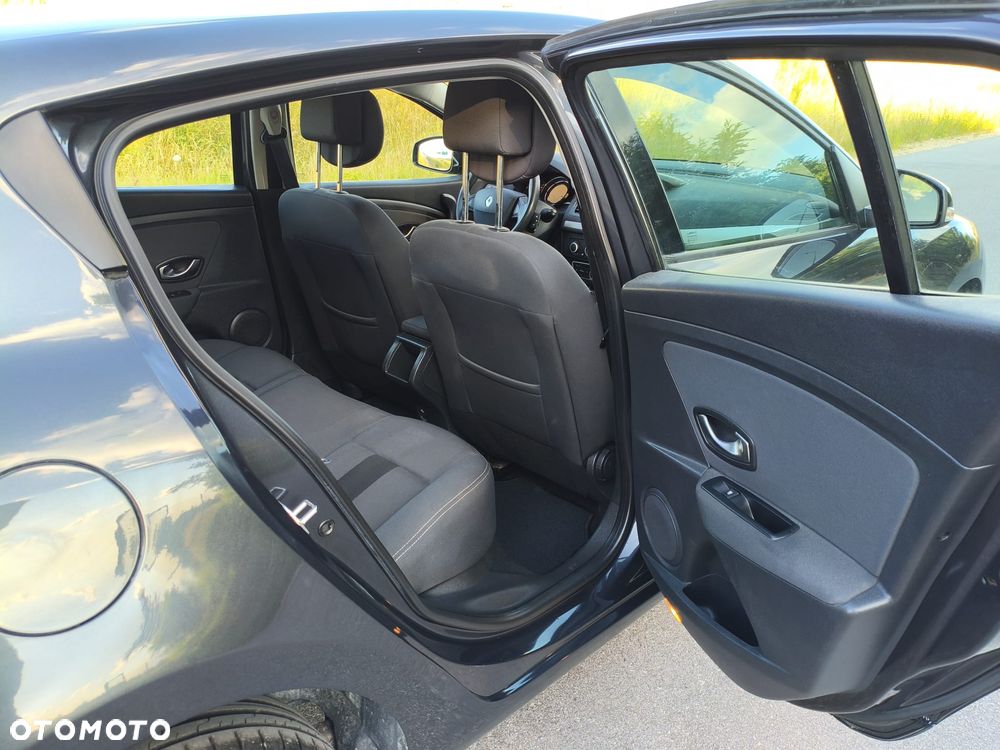 Renault Megane 1.6 16V Dynamique - 16