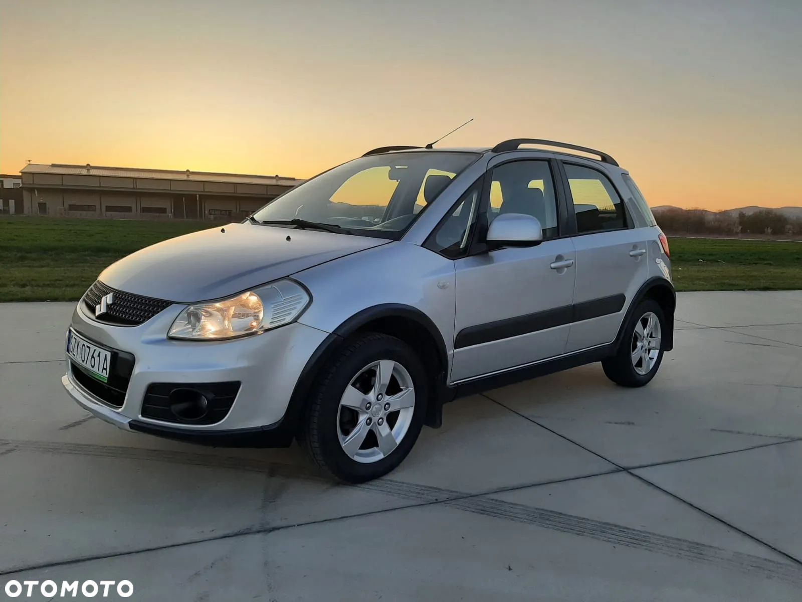 Suzuki SX4 1.6 Comfort Plus 4WD - 1