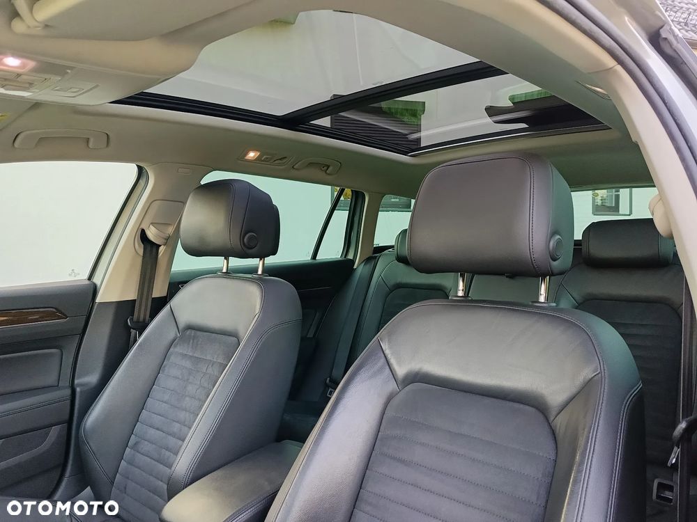 Volkswagen Passat 2.0 TDI SCR (BlueMotion Tech) 4Mot DSG Highline - 17