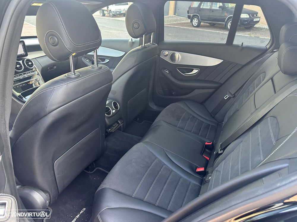 Mercedes-Benz C 300 de AMG Line - 24