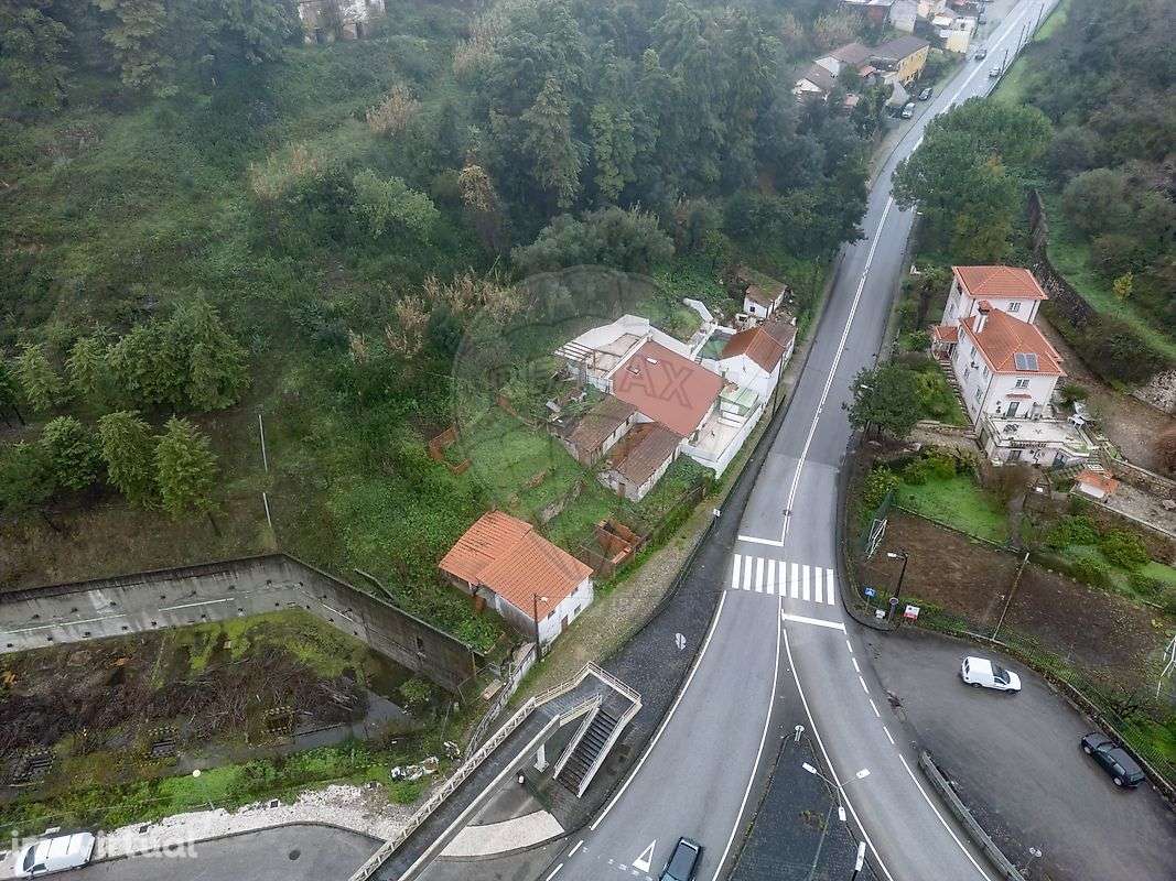 Moradia T2 para venda - Grande imagem: 2/10