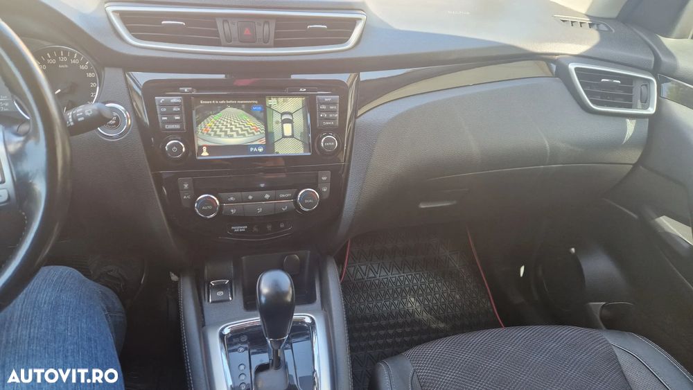 Nissan Qashqai 1.6 DCI Xtronic TEKNA - 5