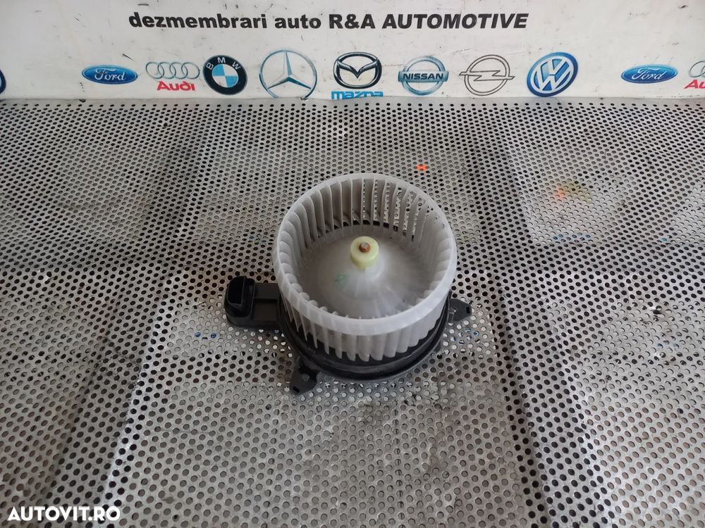 Aeroterma Bord Ventilator Habitaclu Toyota Yaris Cross An 2020-2021-2022-2023-2024 Volan Stanga Cod - 4