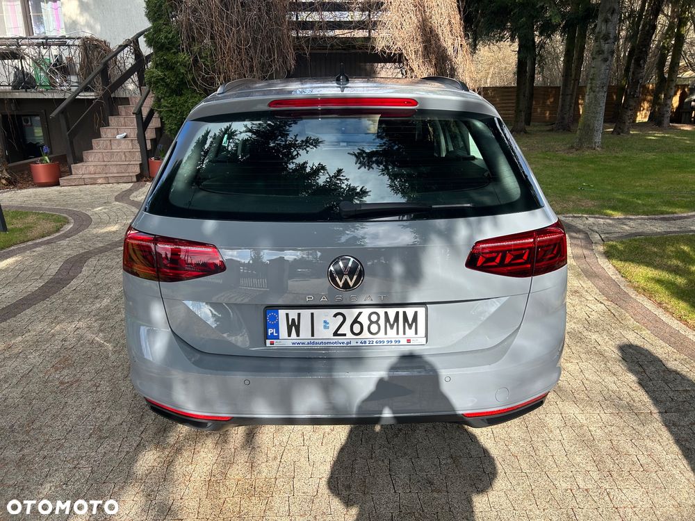 Volkswagen Passat - 14