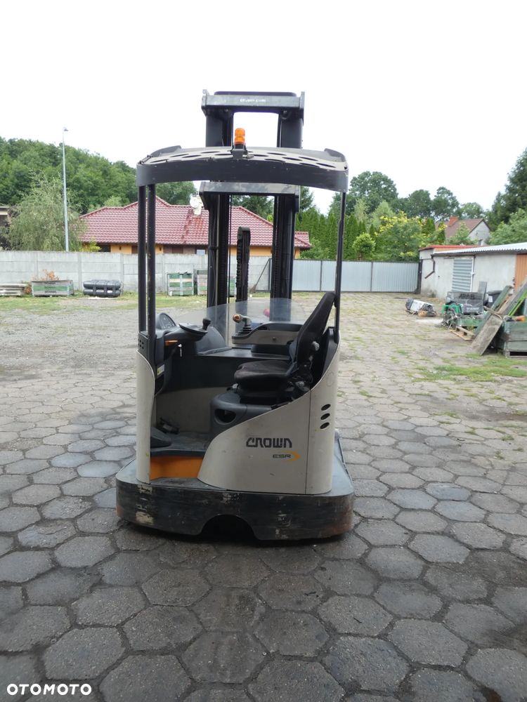 Crown esr 5000 - 1