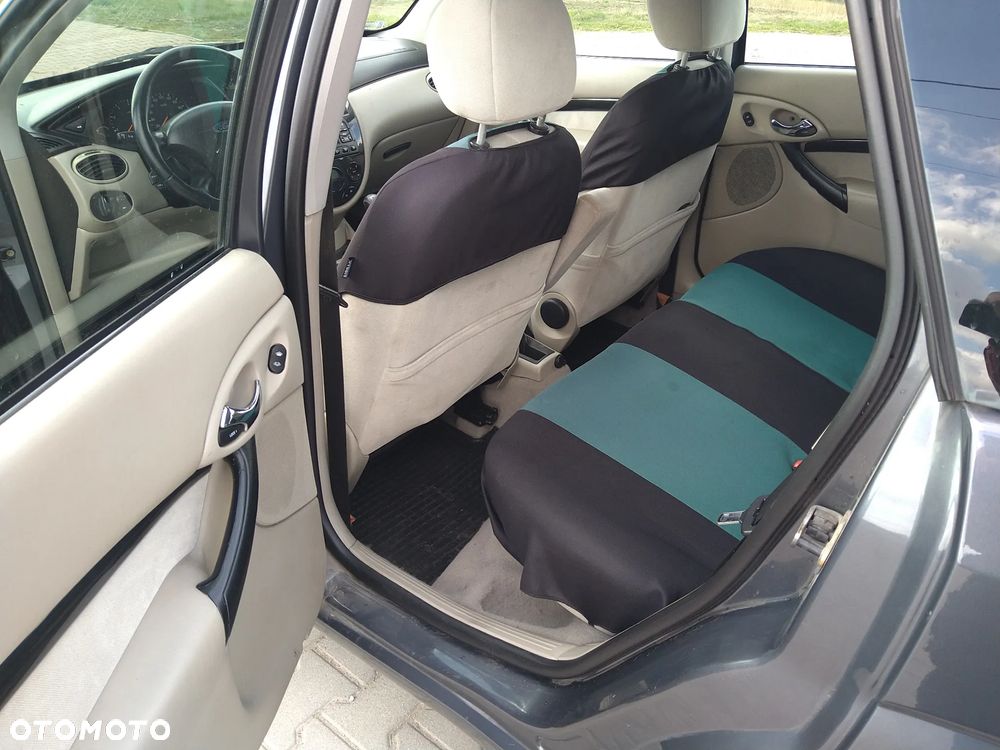 Ford Focus TDCi Ghia - 14