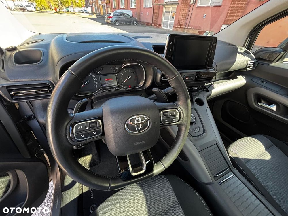 Toyota Proace City Verso 1.2 D-4T Family - 19
