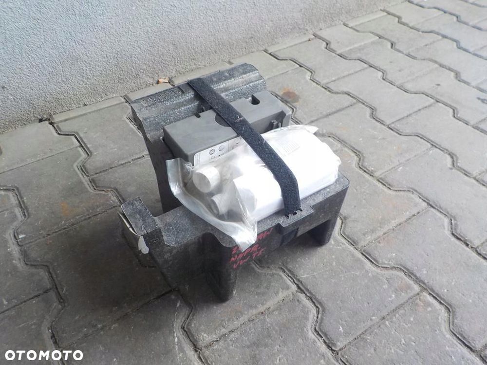 VW T5 KOMPRESOR ZESTAWU NAPRAWCZEGO KOŁA - 1
